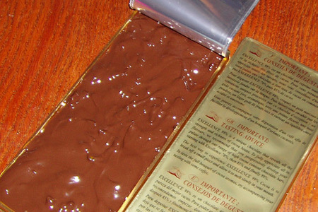 Конфеты шоколадные несладкие "наша жизнь" и полусладкие "скажи, чииииз", а также бонусная шоколадка: шаг 12