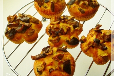 Сырные кексы с оливками, грибами и паприкой «для сырофреников и мачо»: шаг 8
