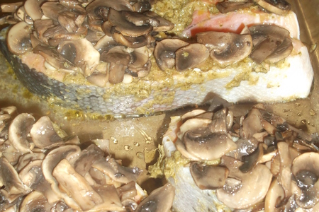 Сёмга с песто, кедровыми орешками и грибами (готовим быстро и просто): шаг 2