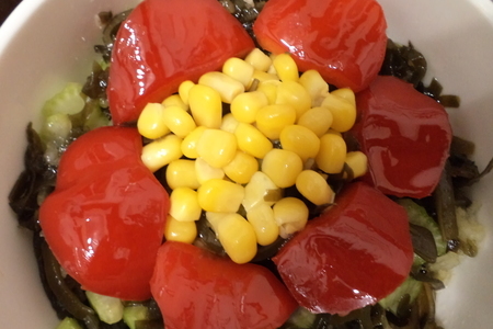 Салат из морской капусты "красный цветок!": шаг 4