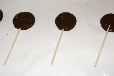 Шоколадные "лоллипопы": шаг 3