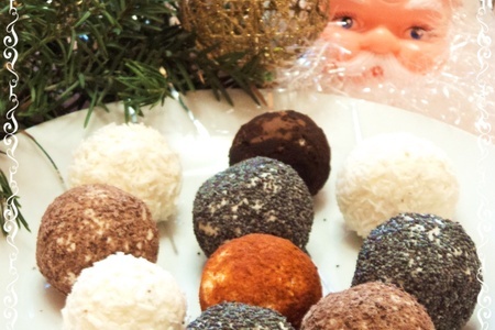 Сырно-творожные шарики с начинкой из орехов и сухофруктов. новогодние шары.: шаг 5