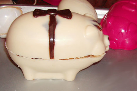Шоколадная свинья с двойным сюрпризом и ещё одна бонусная шоколадка: шаг 18