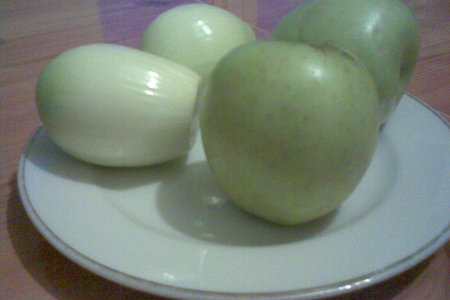 Яблочко - в теленочке, теленочек -  в шубке...= мясные рулетики с яблоками: шаг 3