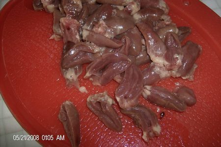Куриные сердечки с грибами в сырно-горчичном соусе: шаг 2