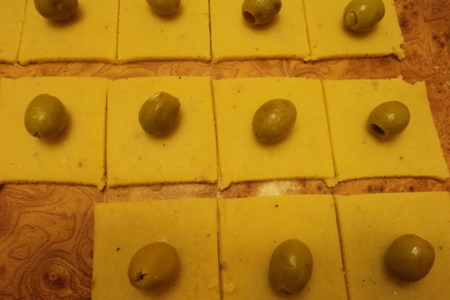 Печенье сырное с оливками.: шаг 4