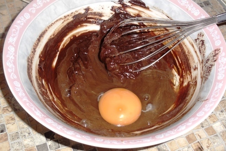 Шоколадно-кофейные пирожные, или как пристроить белки)): шаг 4