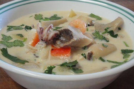 Крем суп с морскими гадами,беконом и грибами: шаг 8