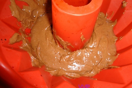 Шоколадный кекс с заварным кремом: шаг 2
