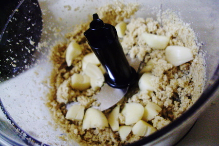 Хумус с батбут (миниатюрными марокканскими лепешками).: шаг 3