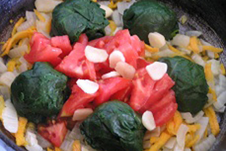 Лумакони с овощами и шпинатом: шаг 4