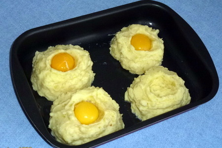 Яйца в картофельных гнёздышках: шаг 7