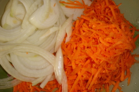 Жареный терпуг с морковно-луковым гарниром: шаг 3