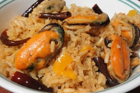 Мидии с рисом,чесноком и имбирем: шаг 8
