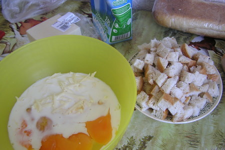 Омлет с сухариками. воскресный завтрак.: шаг 2