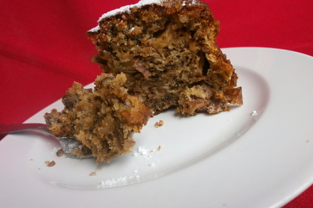 Домашний влажный ореховый пирог из цуккини: шаг 9