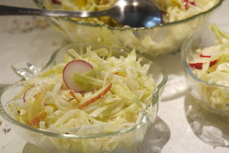 Салат из капусты с яблоком, редиской и конфитюрной заправкой: шаг 7