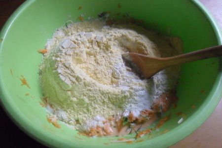 Тыквенный хлеб с зелёным луком и сыром: шаг 3