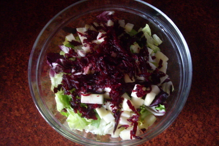 Салат с грушей, свеклой и адыгейским сыром: шаг 6