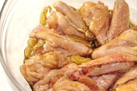 Куриные крылья в восточном стиле в кисло-сладком соевом соусе : шаг 3
