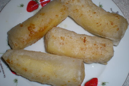 Бананы, жареные в рисовой бумаге, с кокосово-карамельным соусом: шаг 5