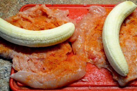 Куриный рулет с бананом: шаг 1