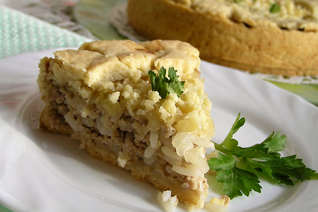 Мясной пирог с рисом, карамелизированным луком и яблоками: шаг 16