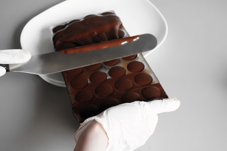 Дуэт. шоколадные конфеты "чувственность".: шаг 4