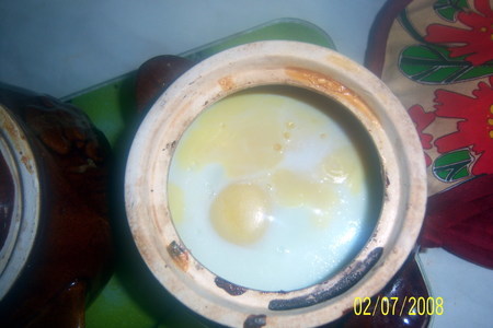 Яйца запечёные с луком: шаг 2