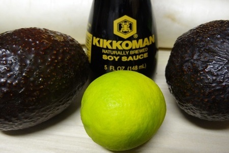 Киккоманимся с тунцом и авокадо: шаг 4