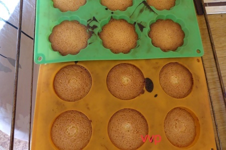 Миндально-малиновые пирожные: шаг 2