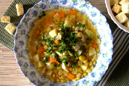 Гороховый суп с копченым кальмаром: шаг 7