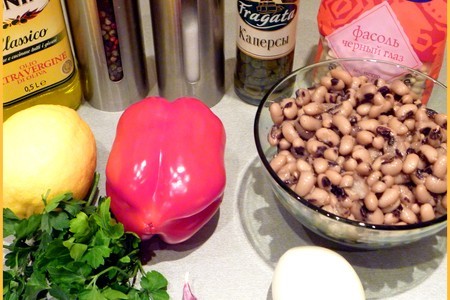 Салат фасолевый со сладким перцем: шаг 1