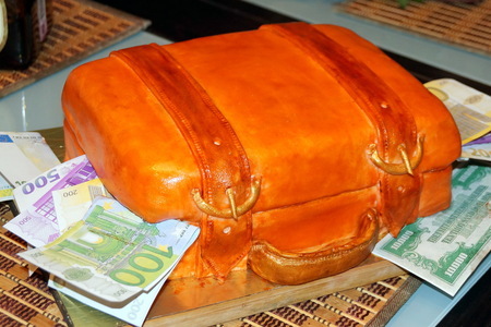 Торт «чемодан с деньгами». в подарок прекрасной аллочке a_l: шаг 12
