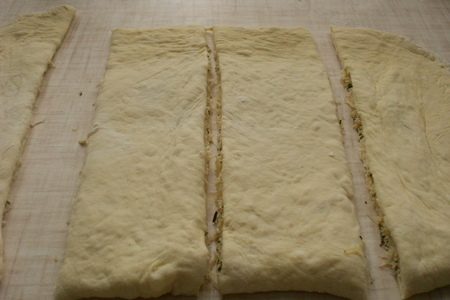 Хлебные твисты с пармезаном, розмарином и чесноком.: шаг 5