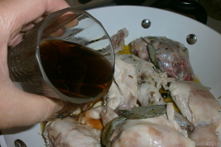 Кролик, тушенный в вине " марсала" с оливками: шаг 2