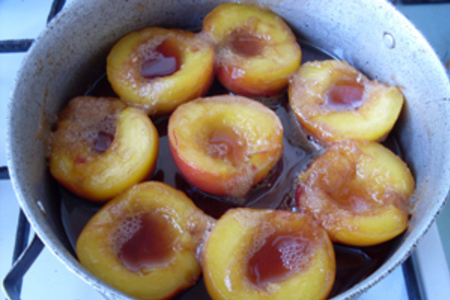 Персики в сиропе с базиликом: шаг 4