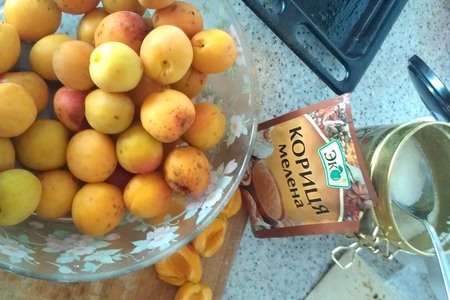 Розочки из лаваша с абрикосами : шаг 1