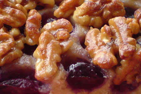 Пирог с виноградом и орехами: шаг 8