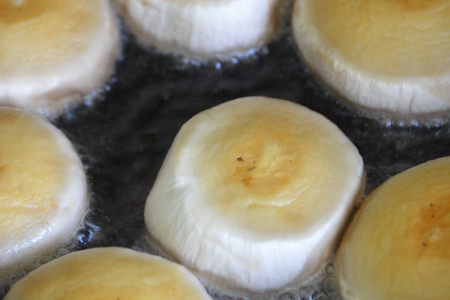 Пирог с грибами и рисом "грибная полянка": шаг 6