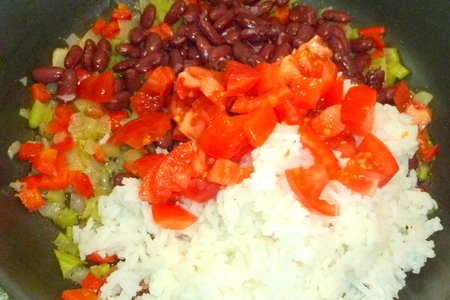 Рис с овощами и фасолью, как замечательный гарнир или как вкуснейшее самостоятельное блюдо: шаг 3