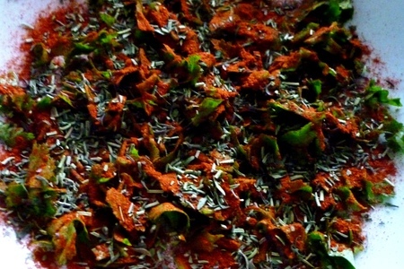 Котлетки щучьи в панировке из трав и томатном соусе: шаг 2