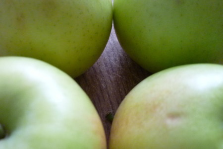 Яблочный пирог в творожно-сметанной заливке под овсяной шапочкой: шаг 1