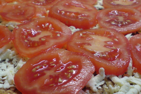 Салат из баклажанов,томатов и брынзы: шаг 4