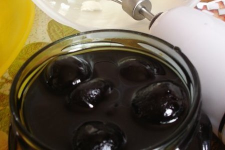 Пирог бисквитный ореховый с виноградом и белым шоколадом. тест-драйв. и-по поводу!!!: шаг 7