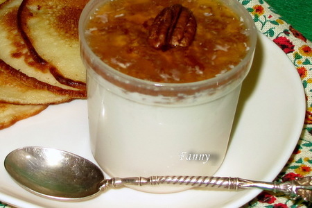 Йогурт с кленовым сиропом и орехами пекан в карамели. тест-драйв: шаг 5