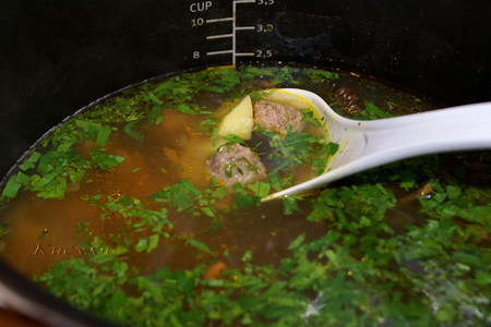 Суп с черносливом и мясными шариками: шаг 5