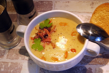 Суп-крем из кольраби с беконом и ветчиной: шаг 8