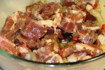 Свинина с шампиньонами и овощами в хрустящей корзинке под сладко-острым соусом ( тест-драйв): шаг 1