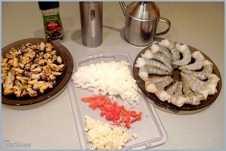 Спагетти с морепродуктами в мультиварке ( тест-драйв ): шаг 3